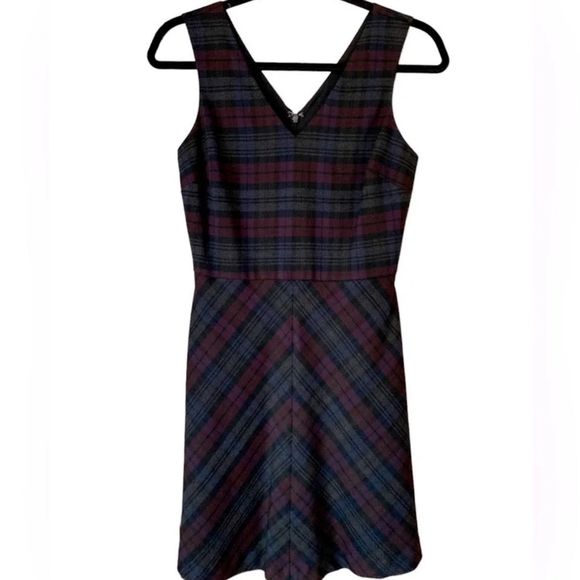 Banana Republic Sleevless Gray Plaid Fit & Flare Dress - Picture 1 of 8